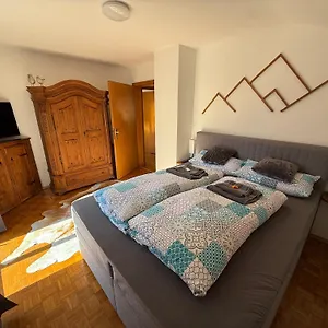  Apartment Seidenhuhn